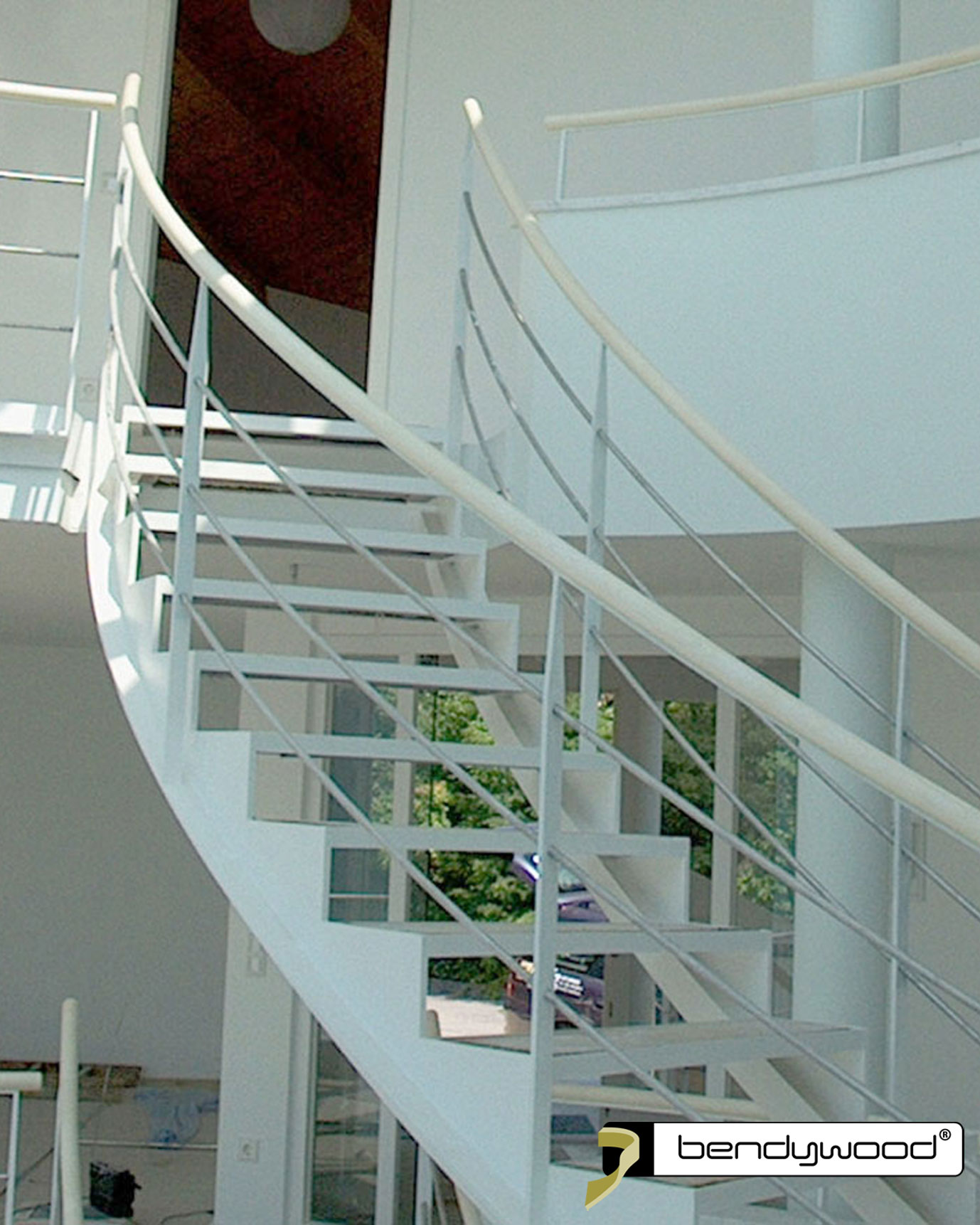Pasamanos redondos ø40mm en arce Bendywood® para escaleras
